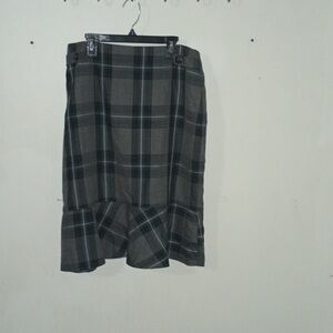 Elegant Plaid Pencil Skirt with Ruffle Hem